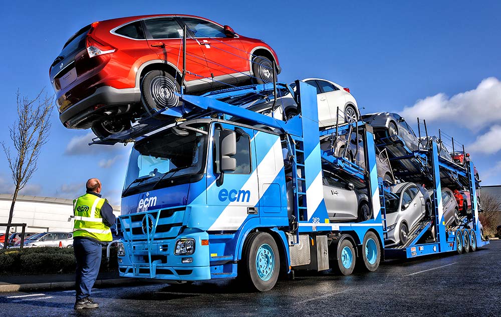 Industrial photography by Peter Ashby-Hayter: transport photo for ECM Vehicle Logistics